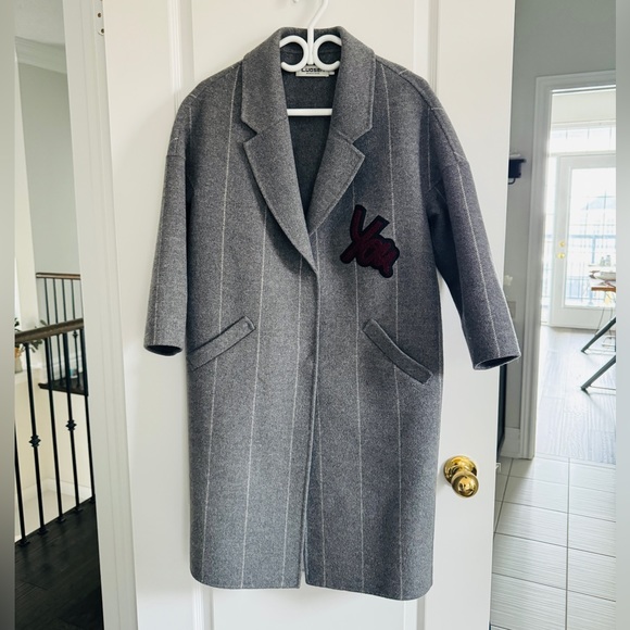100% Wool Coat in Grey w Stripes - Size M - Picture 1 of 12